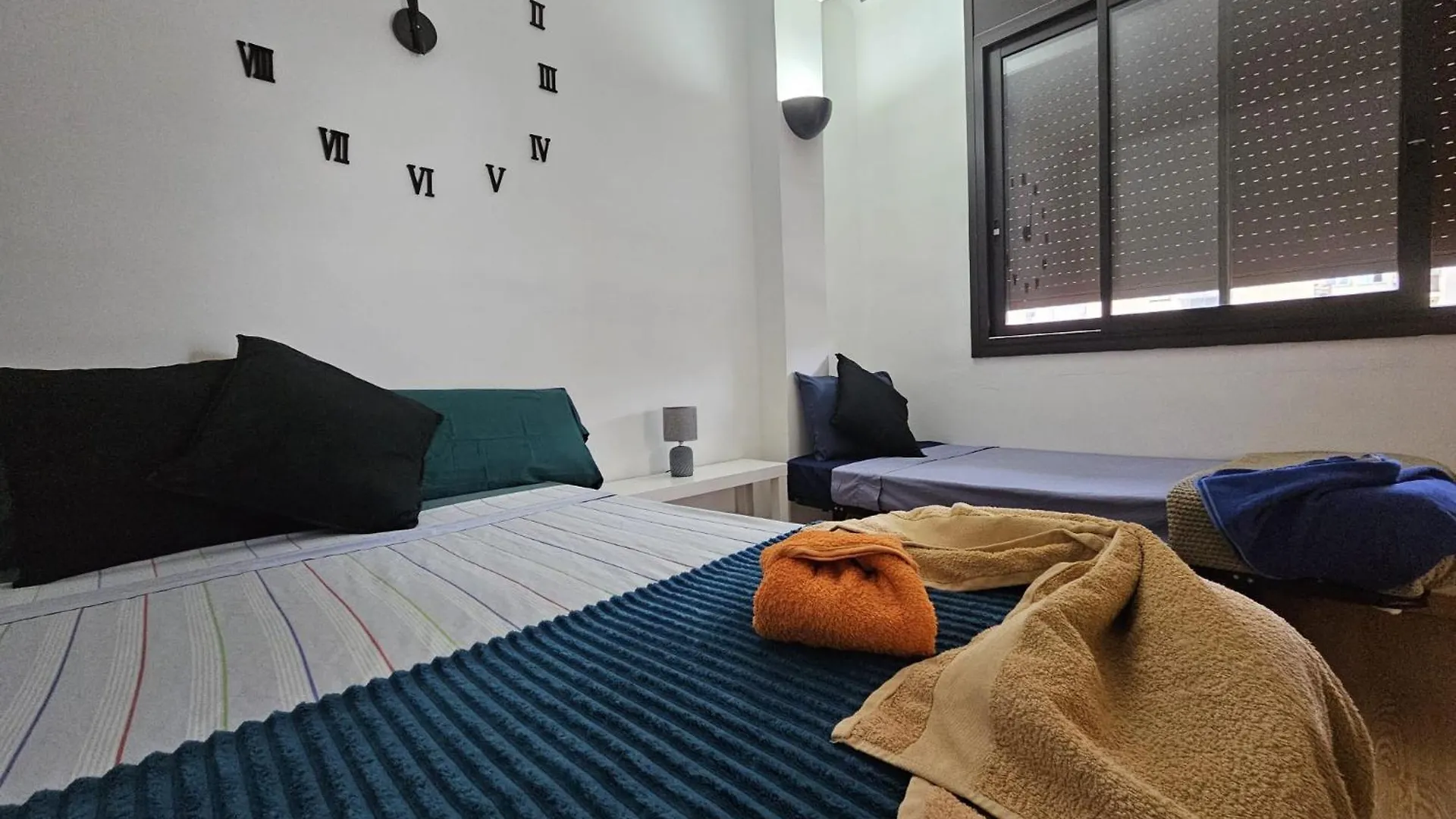 Ξενοδοχείο με κάψουλες Meridiana Nino House Ξενοδοχείο Βαρκελώνη Ισπανία