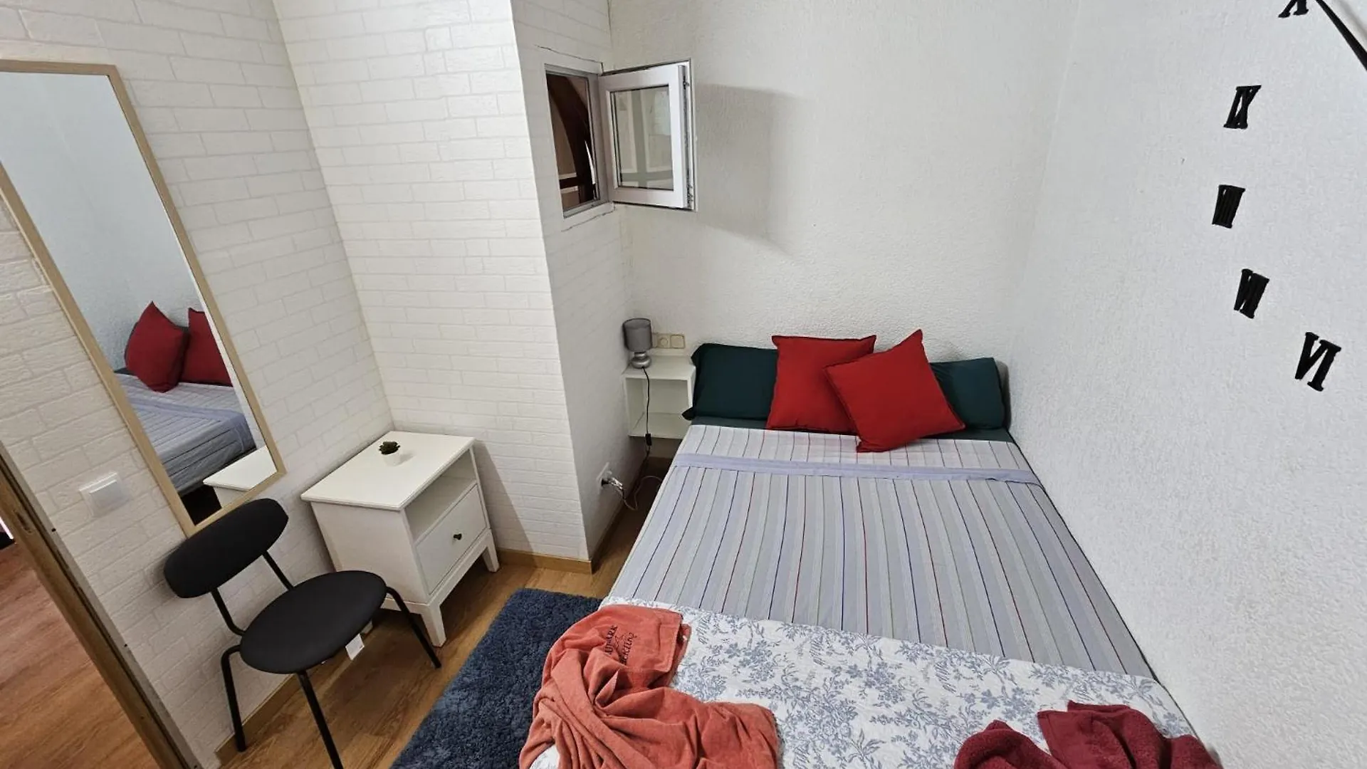 Meridiana Nino House Otel Barselona