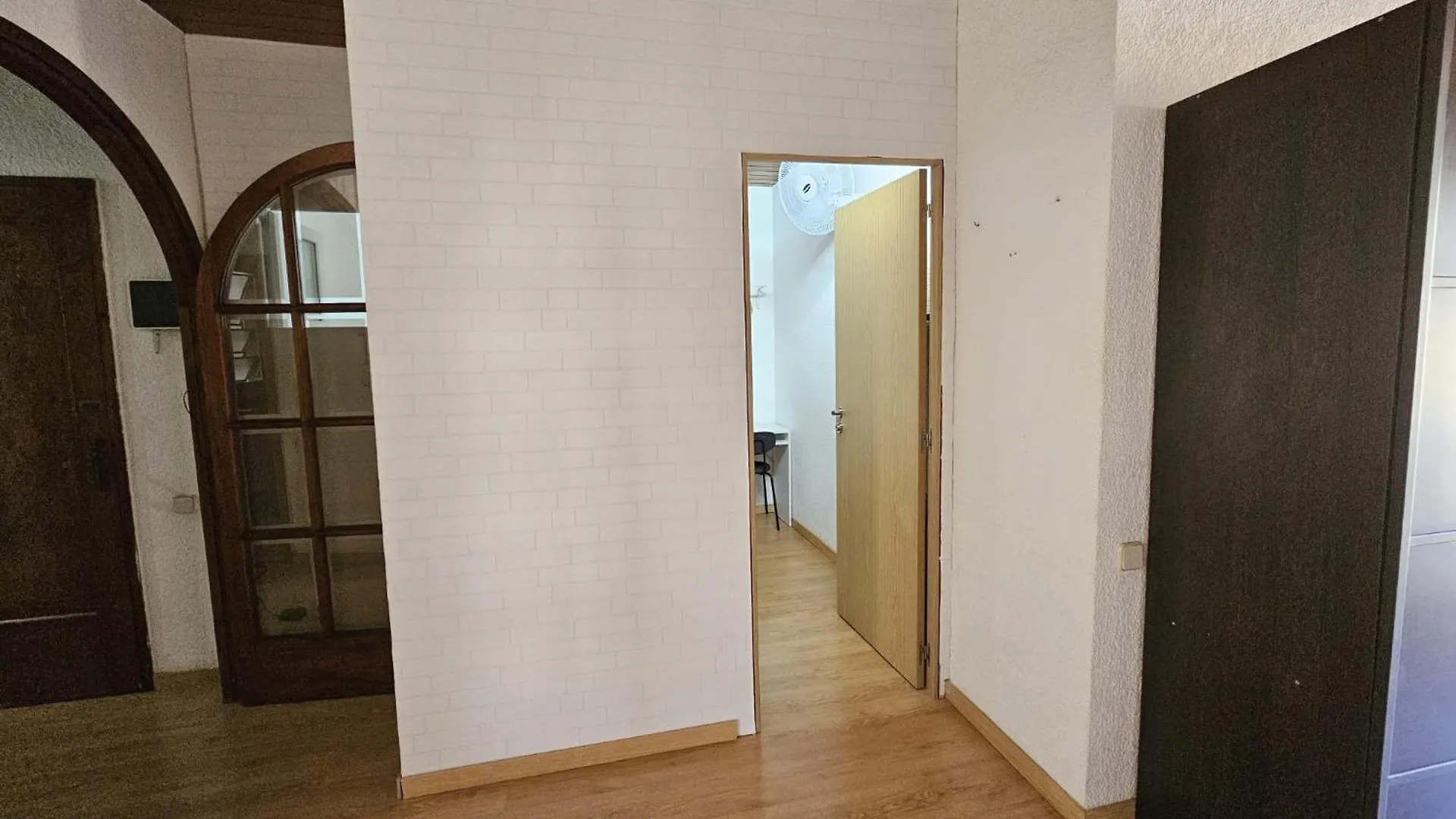 Ξενοδοχείο με κάψουλες Meridiana Nino House Ξενοδοχείο Βαρκελώνη Ισπανία